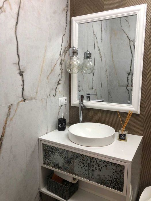 Комерційне приміщення 120м2 на Слов'янці. Два входа, 58м2 та 62м2.