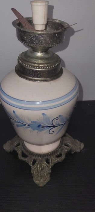 Candeeiro de Mesa Antigo em Faiança de Águeda - Pintado à Mão