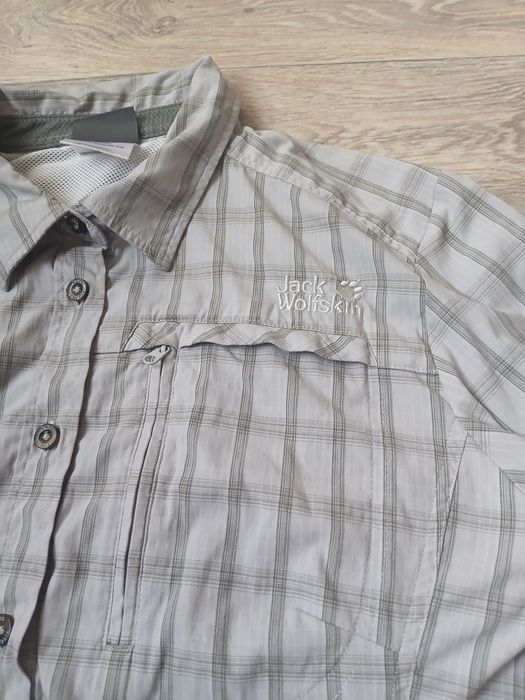 Легкая серая рубашка jack wolfskin 50p