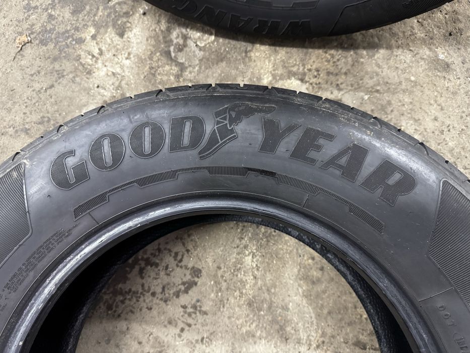 Opony całoroczne 255/65R18