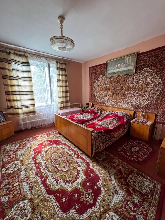 Продам комфортний будинок в затишному районі(Газове)