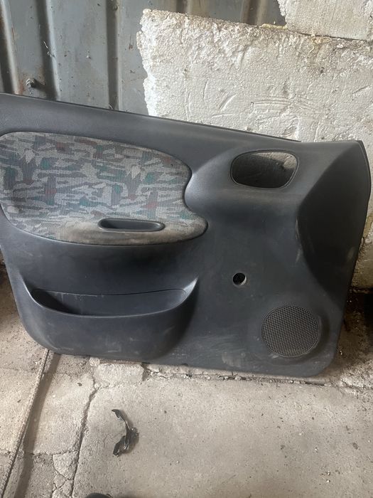 Продам карты дверей ланос передние