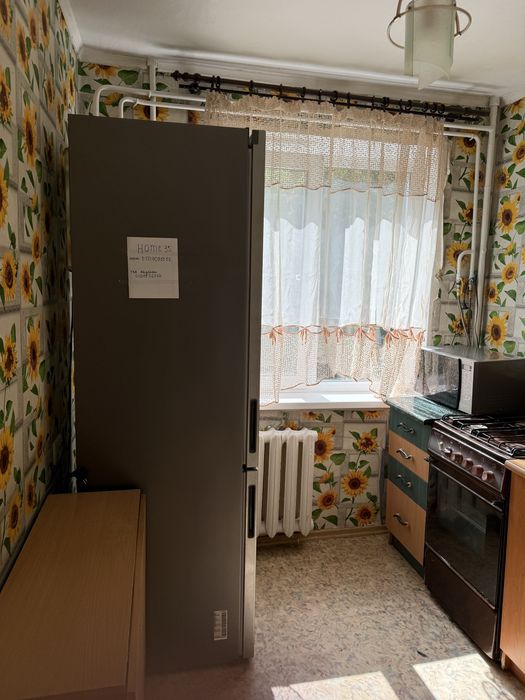 Здам  2 кім квартиру погодинно  та подобово в центрі міста. Звітні док