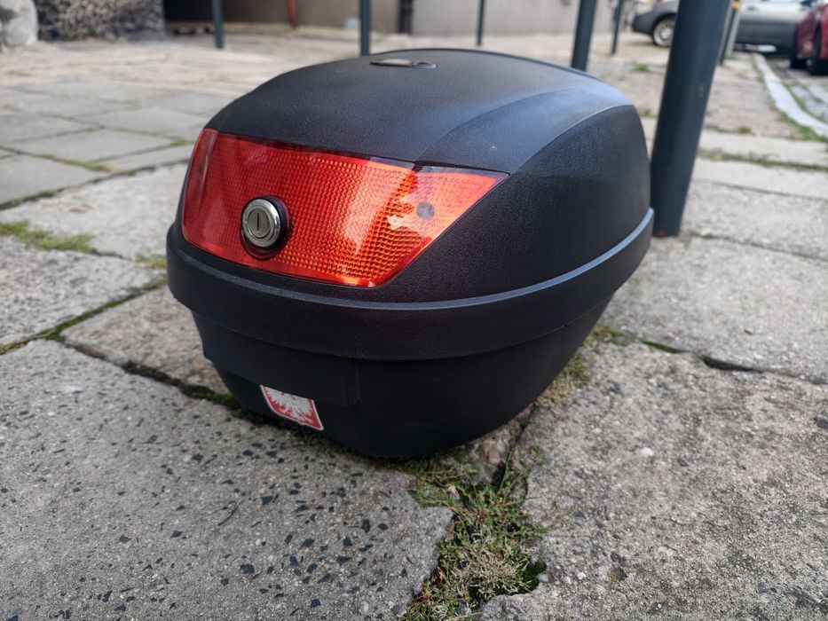 Kufer na motocykl , skuter
