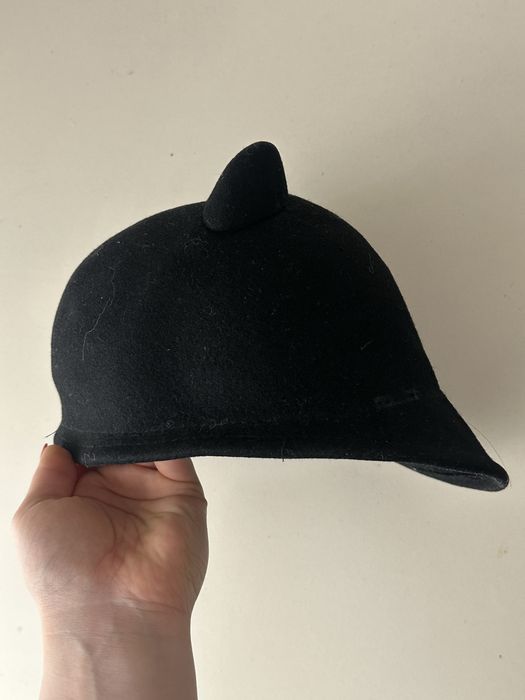 Капелюх - берет жіночий  з вушками