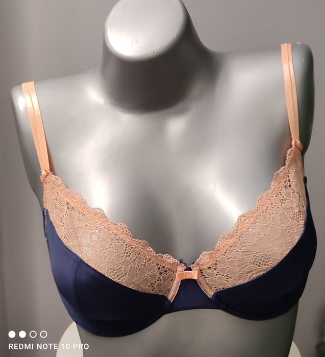 Biustonosz BeeDess 75F   0287