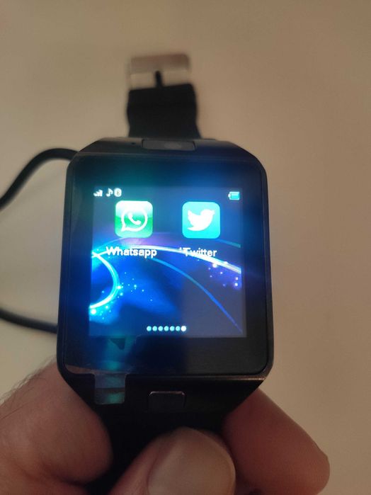 Smartwatch Telemóvel que permite telefonar e tem câmara