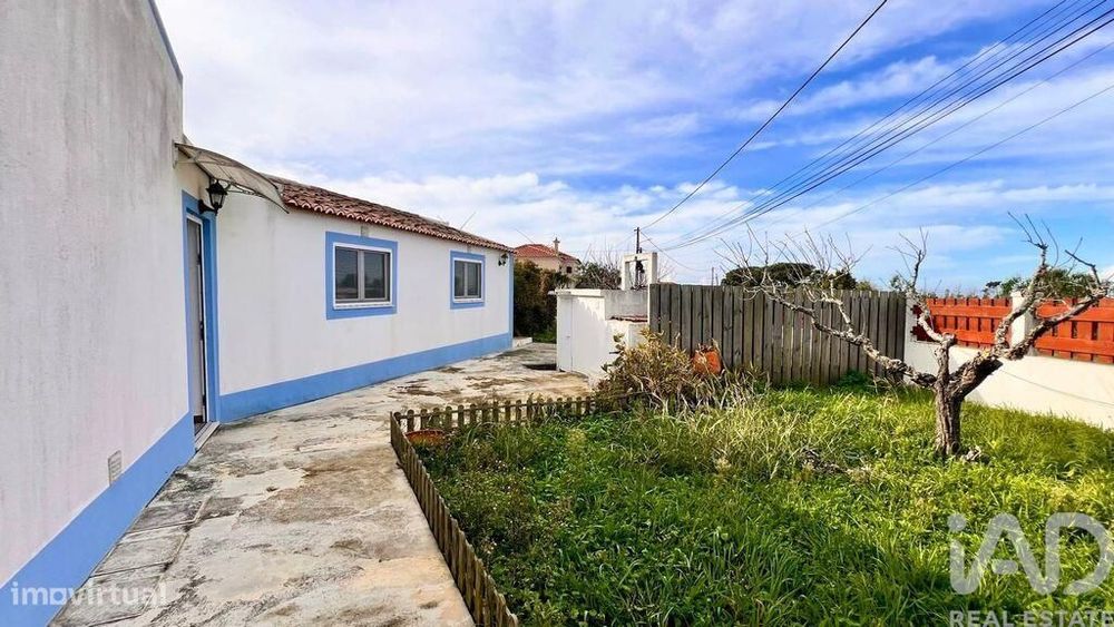 Casa / Villa T2 em Santo Isidoro de 123,00 m2