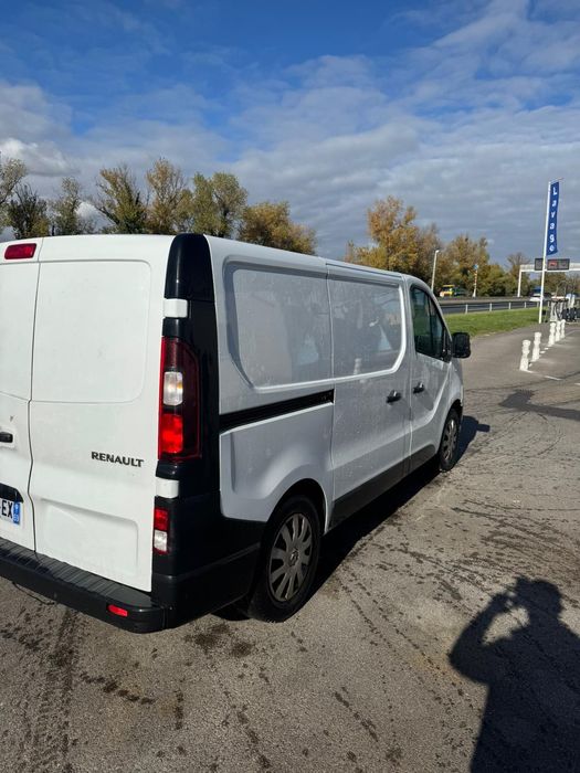 Renault trafic 3