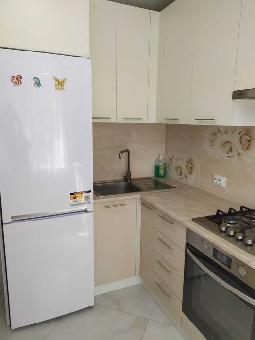 46362 Продаж 2-к квартири з ремонтом на Виставці, зупинка «Електроніка»