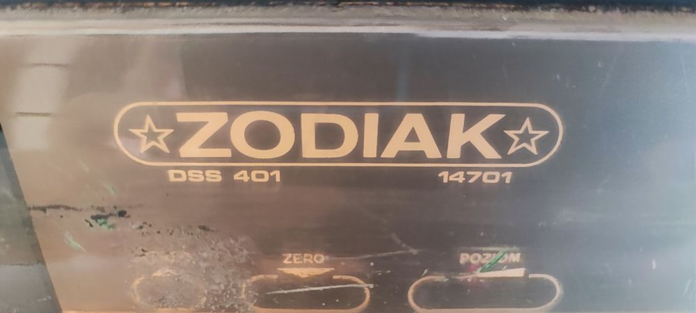 UNITRA Zodiak DSS 401 (14701) – klasyczne radio, uruchamia się