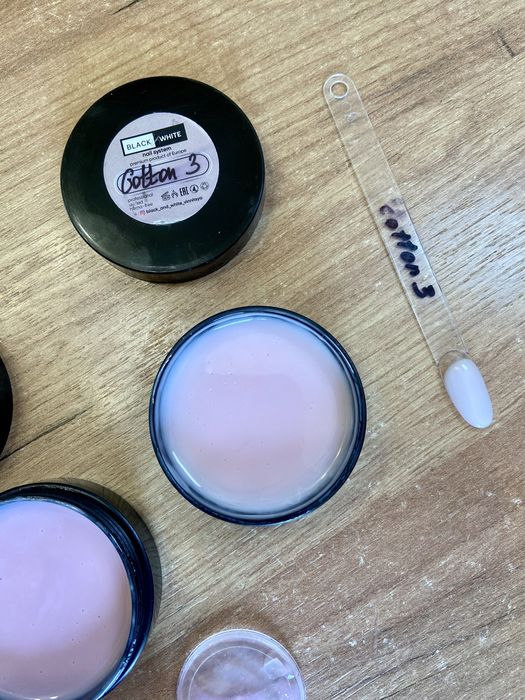 Матеріали для манікюру