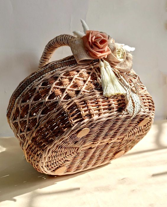 Кошик плетений Великодній
