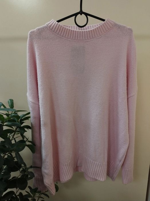 Różowy sweterek NOWY