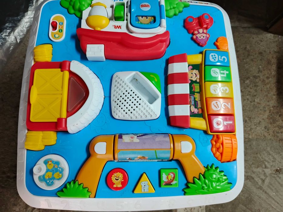 Fisher-Price stoliczek edukacyjny malucha