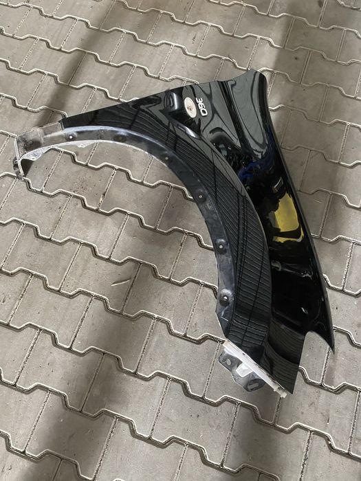 Błotnik prawy przód Qashqai z11 g