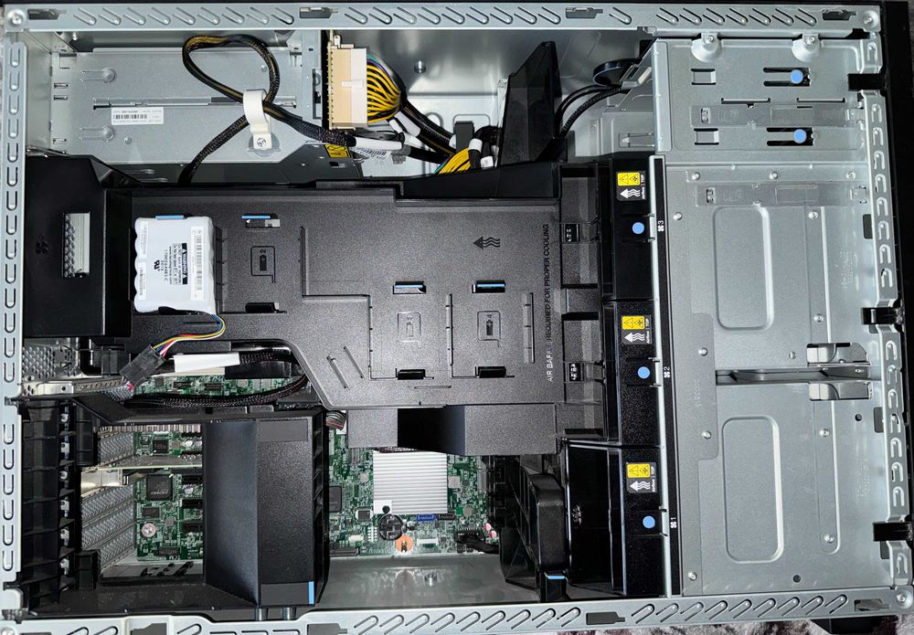 Сервер Lenovo ThinkSystem ST550 Tower DDR4 Xeon Silver 4114