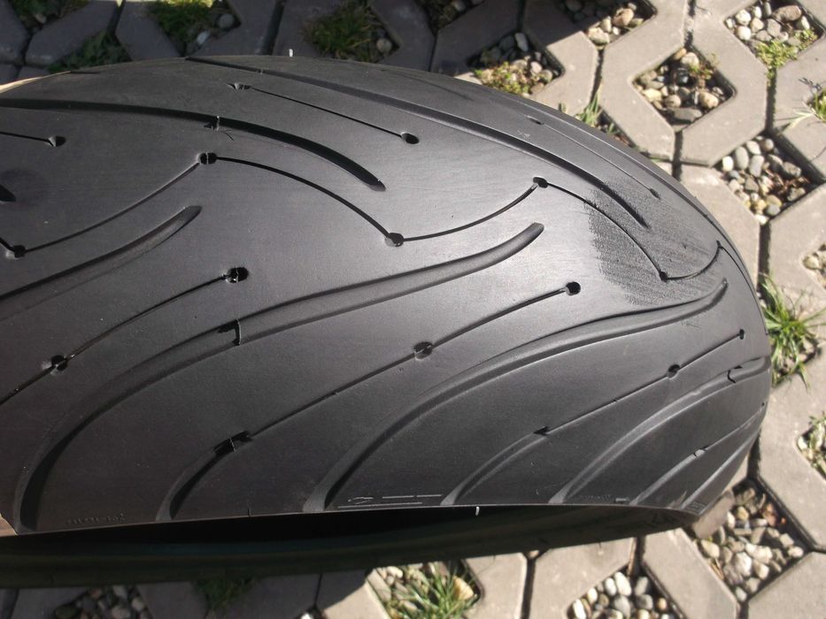 opona 190/50ZR17 Michelin Pilot Road 3 dot3611 4,3mm cbr stunt r1 gsxr