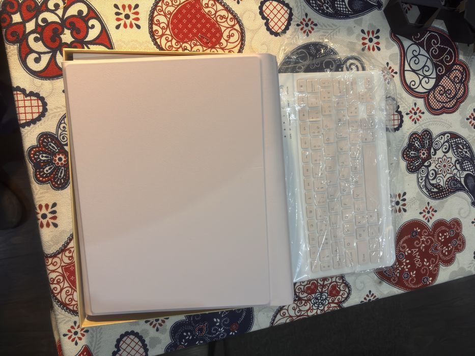 Teclado e Capa de Tablet