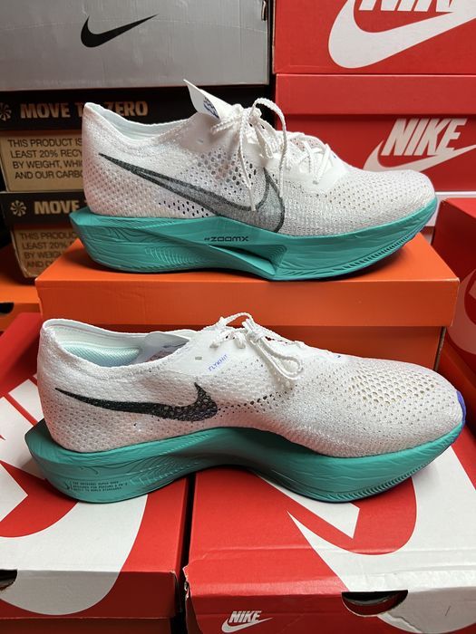 【新品未使用】27cm NIKE ZoomX VAPORFLY NEXT% 新品未使用】NIKE ZOOMX VAPORFLY NEXT% 27.0 - メルカリ