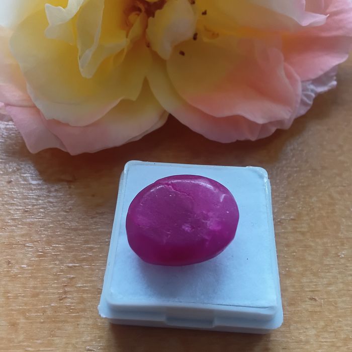 Lindo Ruby Natural Certificada à Venda