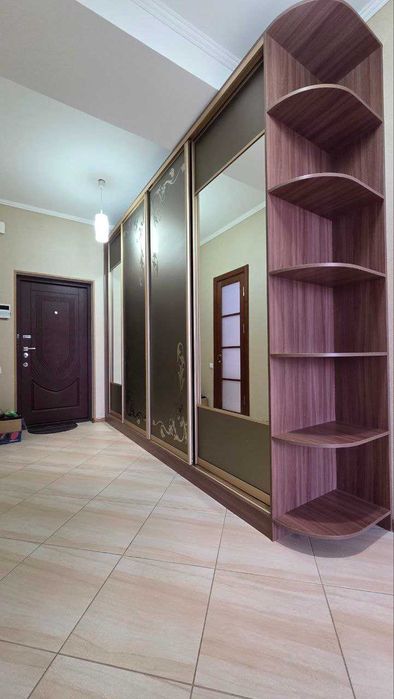 NN S4 Продам 1 комнатную квартиру новострой ремонт Гер. Харькова 131а