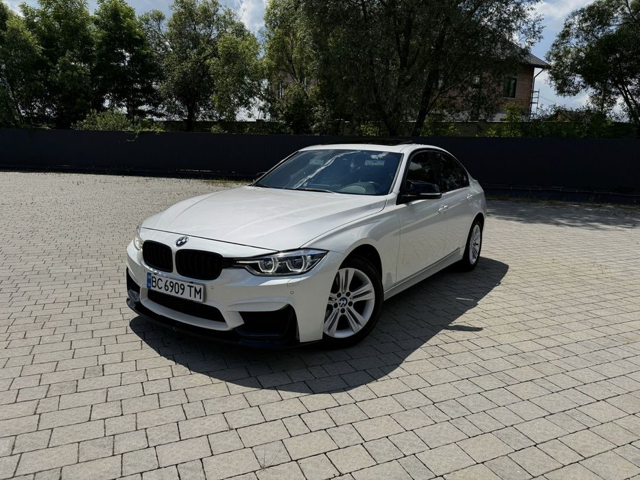 BMW 328i xDrive F30