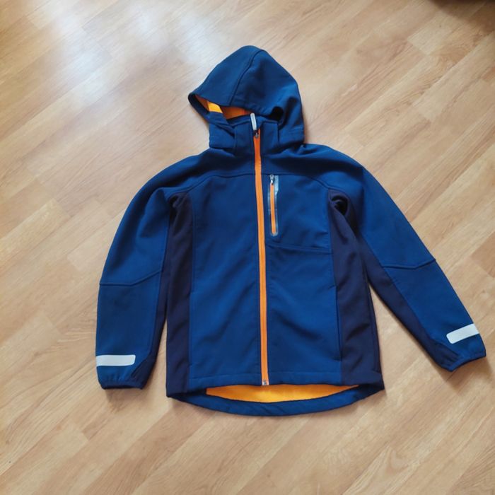 Дитяча легка куртка на  флісі.