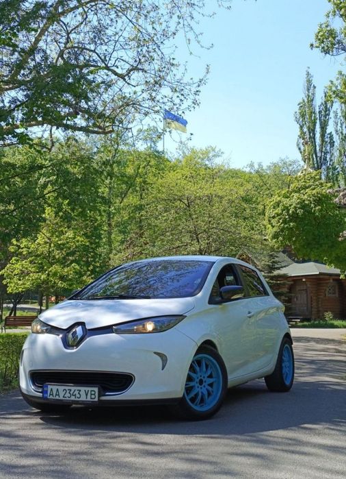 Renault  zoe 2015