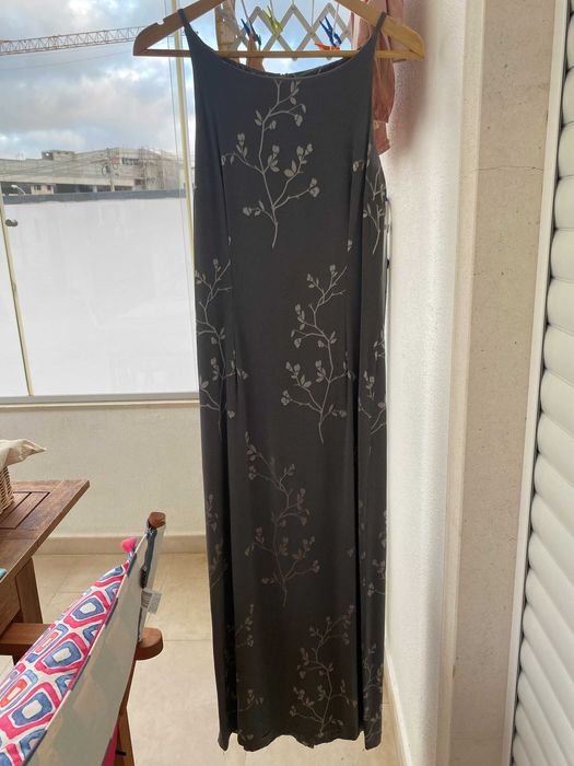 Vendo vestido cinzento