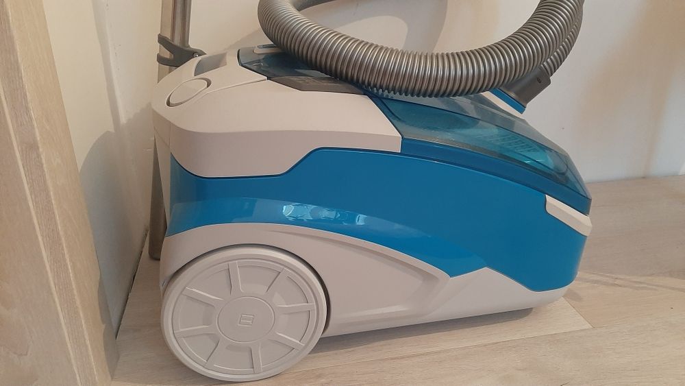 Моющий пылесос Thomas