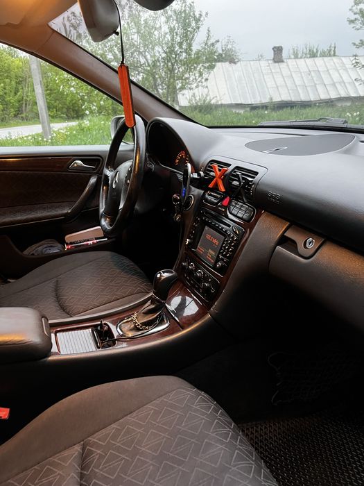 Mercedes-Benz C220 2.2 CDI W203 Elegance — Автомат
