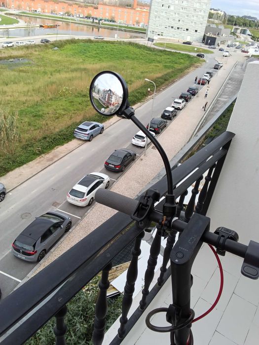 Xiaomi trotinete scooter 4blk 300w 35km de autonomia da bateria , 25km