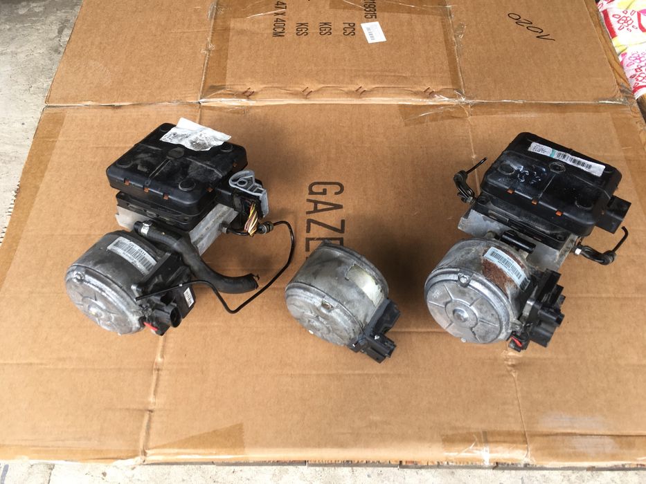 + Pompa hydrauliczna zawieszenia Citroen C5 X7 2008 - MK1 , C5 lift +