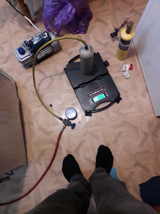 Ремонт холодильників