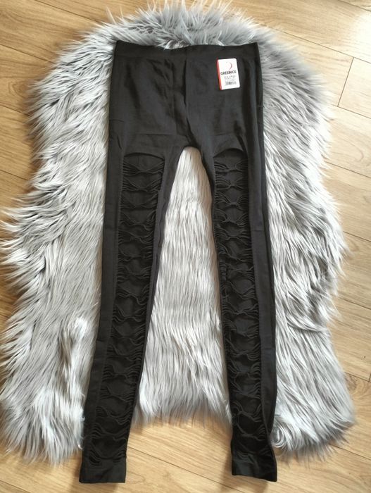 Getry, legginsy czarne z dziurami L/XL