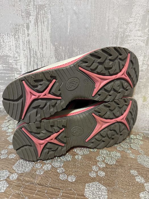 Женские Кроссовки Black Eagle Adventure 2.1 GTX WS(41/265мм)