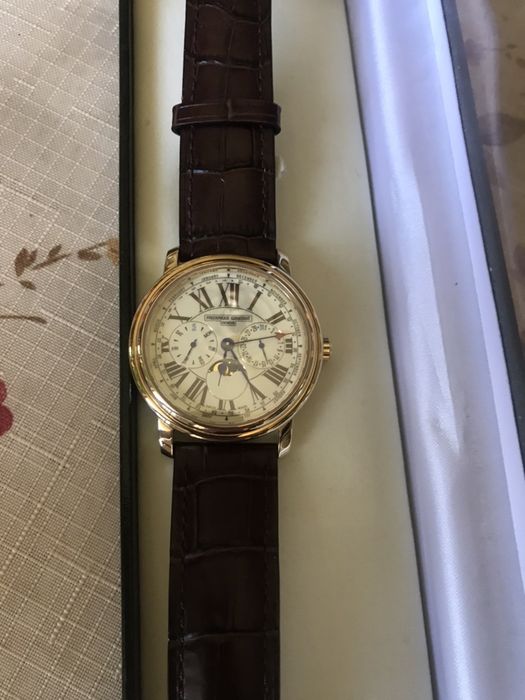 Швейцарские наручные часы Frederique Constant FC-270EM4P5