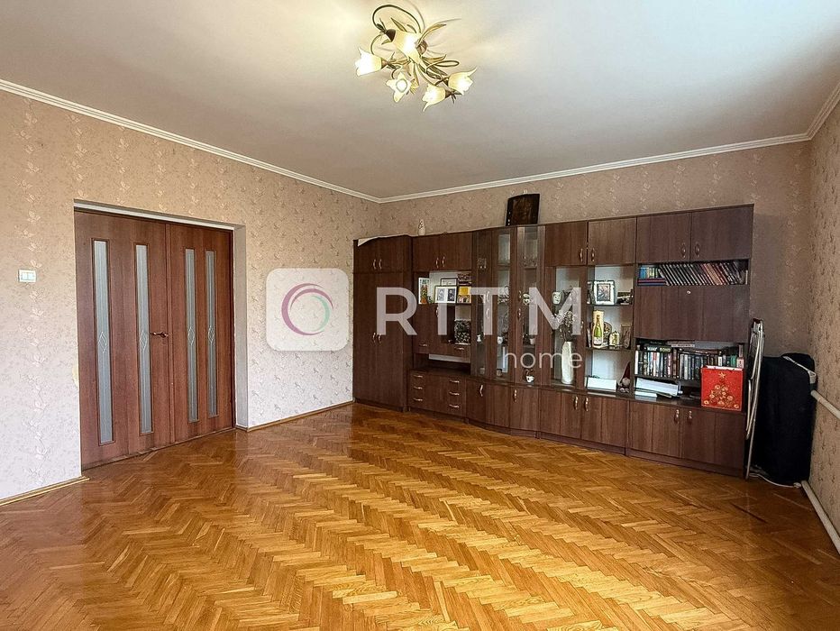 Продаж 2 пов.будинку 210 м2 в районі вул. Львівської.