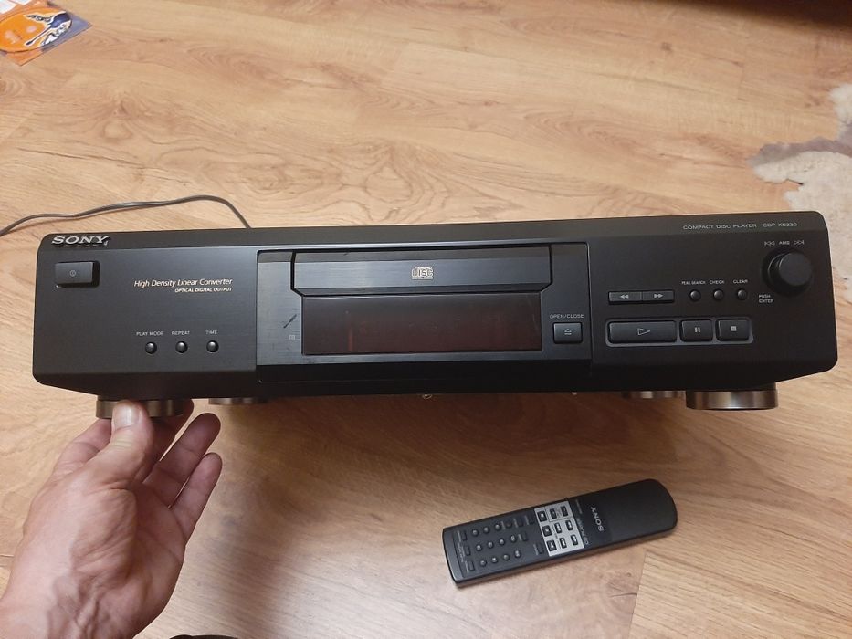 Leitor de cd  Sony Xe330