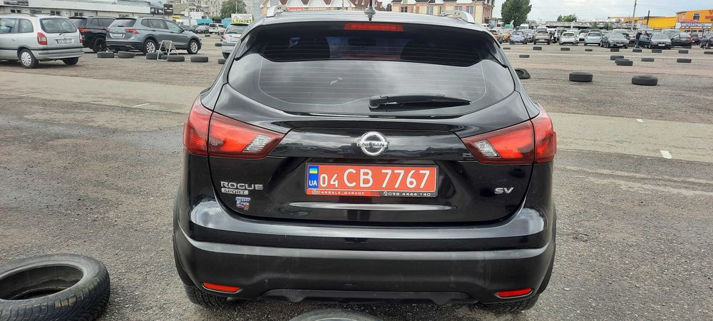 Продам нещодавно пригнаний з США NISSAN Rogue Sport у комплектації SV