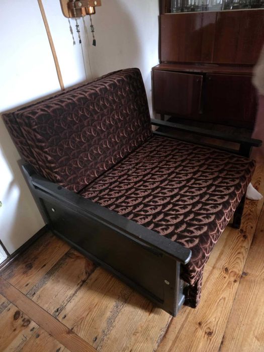 Stary fotel amerykanka