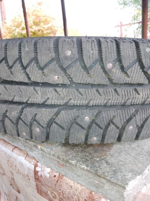 Продам зимову резину Lassa ICEWAYS Турция