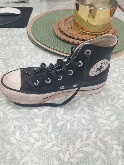 Sapatilha bota em pele como novos tamanho 34 Converse