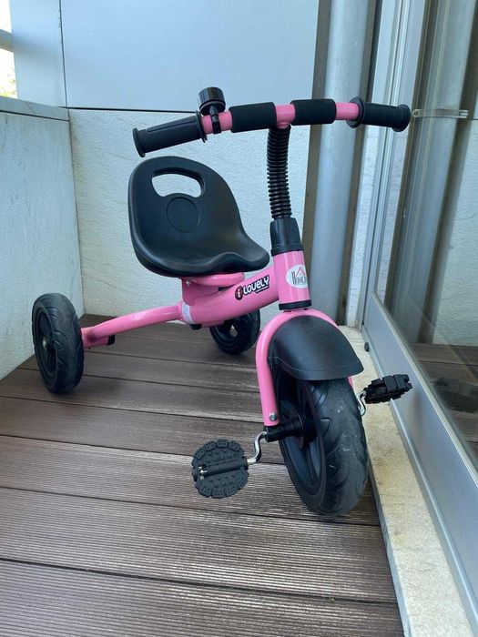 Triciclo para criança