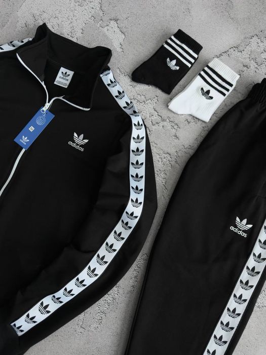 Чоловічий спортивний костюм адідас з лампасами Adidas [S,M,L,XL,XXL]