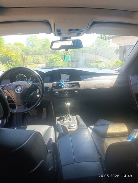Автомобіль BMW E61