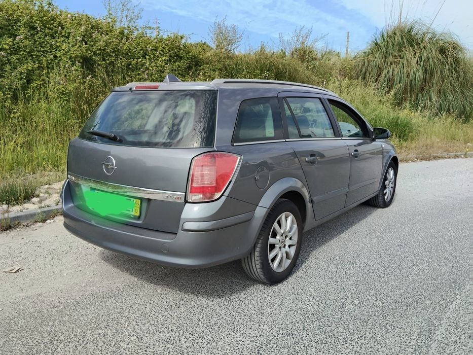 Opel Astra Caravan