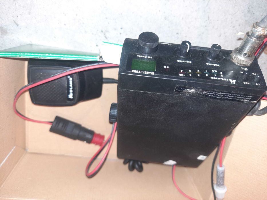 Cb radia Midland 1000 z antena