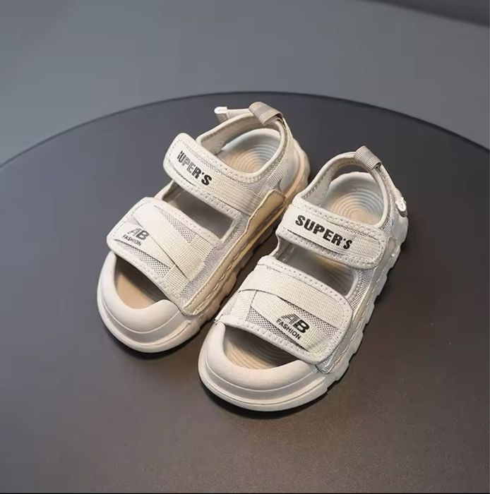 Босоніжки, сандалі для хлопчика 2025